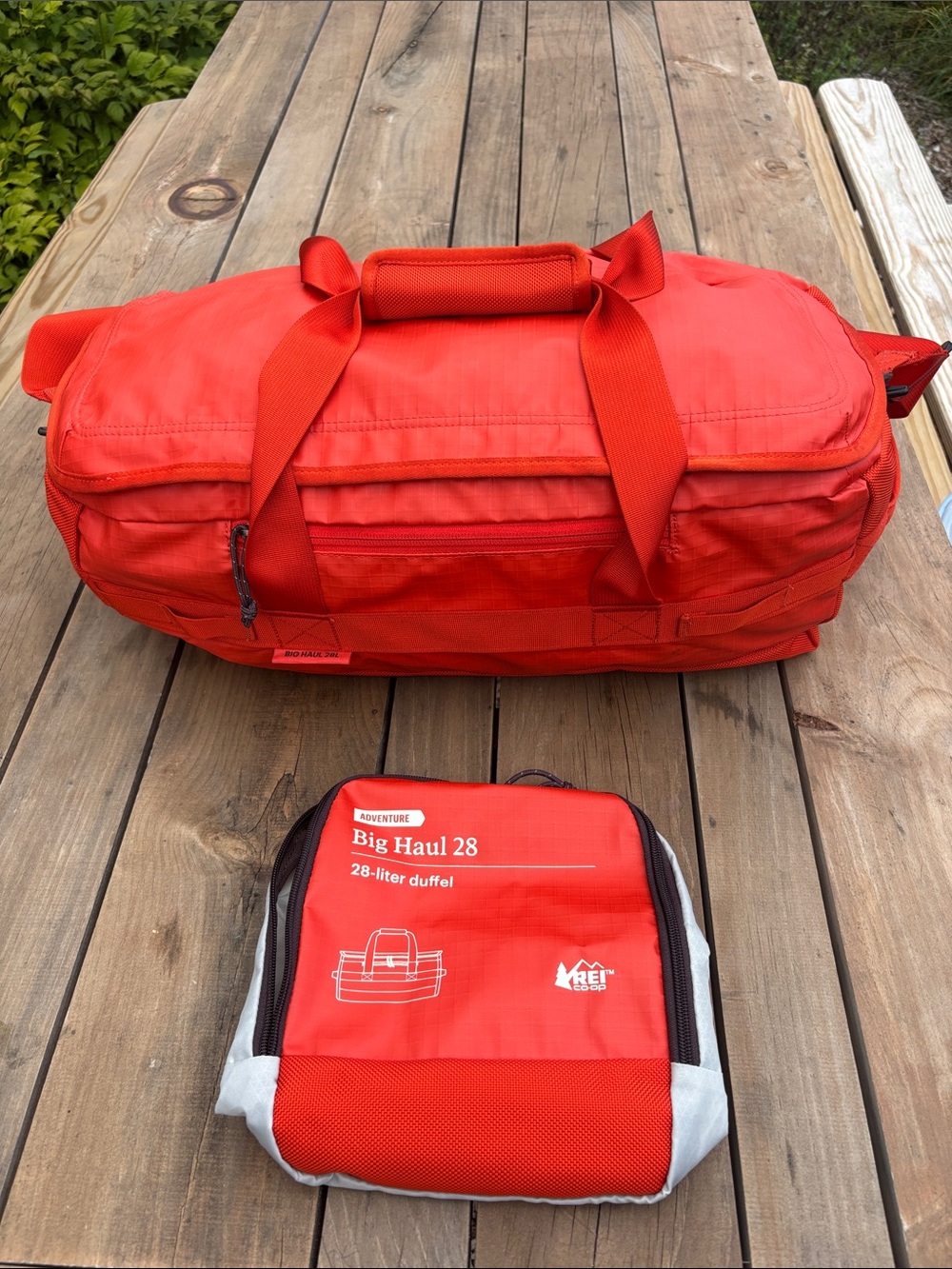 R.E.I  Big Haul 28 L duffle
